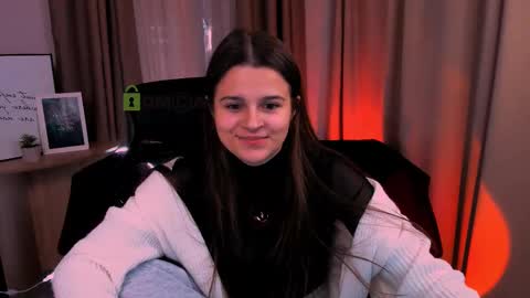 Snapshot of berry_alma chatting on 02.10.25 Alma online show from 02.10.25