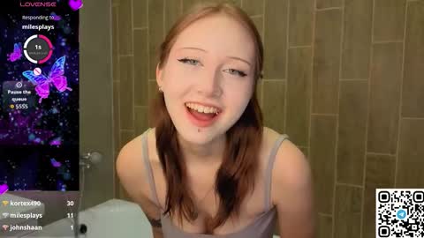 Snapshot of bertyann chatting on 12.16.25 Eva online show from 12.16.25