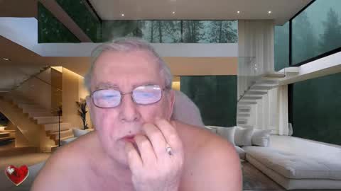 Snapshot of best127 chatting on 02.18.25 jean online show from 02.18.25