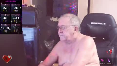 Snapshot of best127 chatting on 02.19.26 jean online show from 02.19.26