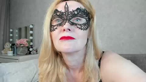 Snapshot of best__angelica chatting on 05.19.26 best__angelica online show from 05.19.26