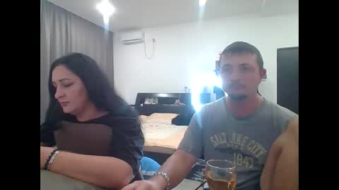 Snapshot of best_ass2000 chatting on 10.19.25 best_ass2000 online show from 10.19.25