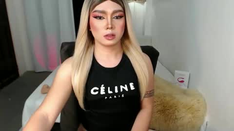 bestgirljulia online show from 11.30.25