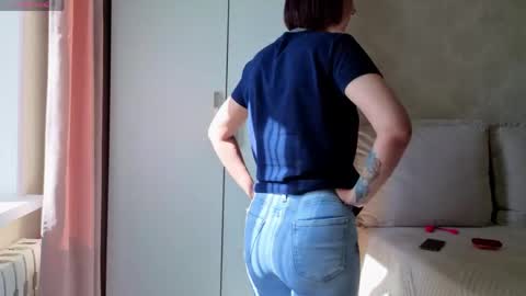 Snapshot of bestgirls2021 chatting on 06.04.26 Hellen and Natali online show from 06.04.26