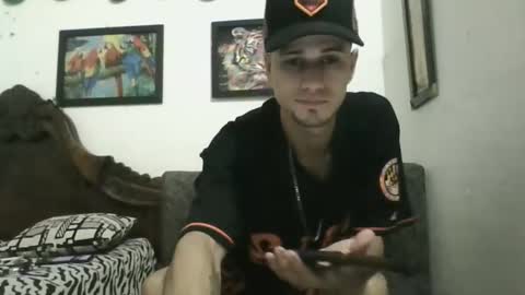 Snapshot of bestia_salvaje chatting on 02.02.25 Andres online show from 02.02.25