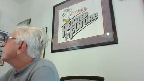 Snapshot of bestshot1951 chatting on 12.04.24 bestshot1951 online show from 12.04.24