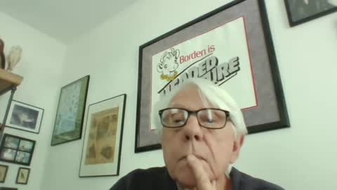 Snapshot of bestshot1951 chatting on 02.03.25 bestshot1951 online show from 02.03.25