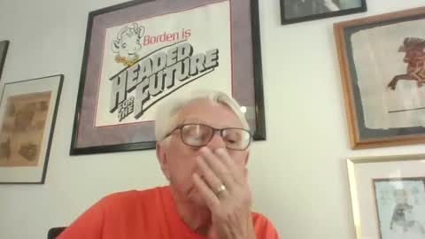 Snapshot of bestshot1951 chatting on 09.15.25 bestshot1951 online show from 09.15.25