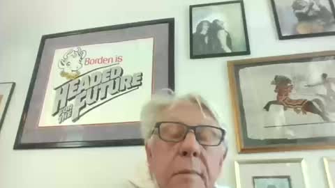 Snapshot of bestshot1951 chatting on 10.20.25 bestshot1951 online show from 10.20.25