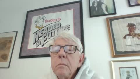 Snapshot of bestshot1951 chatting on 12.05.25 bestshot1951 online show from 12.05.25