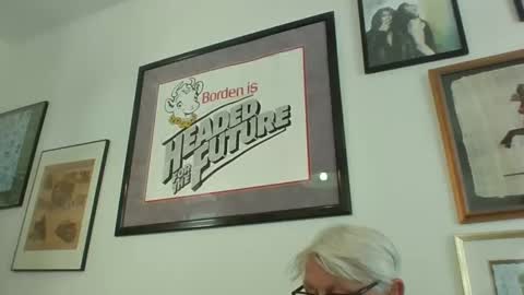 Snapshot of bestshot1951 chatting on 01.12.26 bestshot1951 online show from 01.12.26