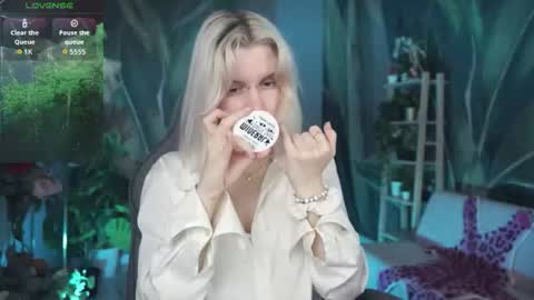 Snapshot of bethanycloud chatting on 07.03.26 Bethany online show from 07.03.26