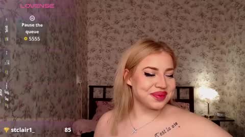 Snapshot of bethflatcher chatting on 04.23.26 bethflatcher online show from 04.23.26