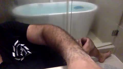 Snapshot of betoooox chatting on 02.01.25 Virtual Gentleman online show from 02.01.25