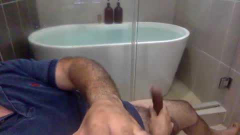 Snapshot of betoooox chatting on 09.29.25 Virtual Gentleman online show from 09.29.25