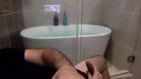 Snapshot of betoooox chatting on 11.02.25 Virtual Gentleman online show from 11.02.25