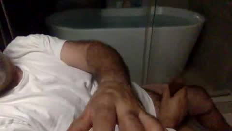 Snapshot of betoooox chatting on 02.08.26 Virtual Gentleman online show from 02.08.26