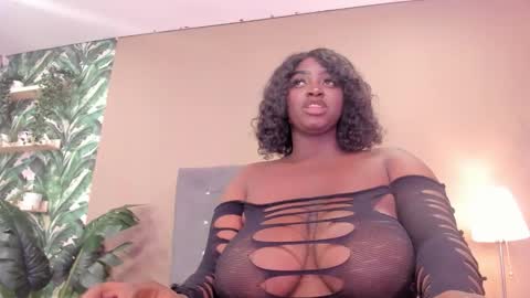 Snapshot of betsybennet chatting on 03.22.26 BETSY online show from 03.22.26