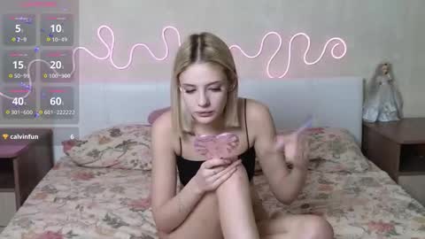 Snapshot of betty_blame chatting on 11.29.25 Betty and Oscar online show from 11.29.25