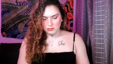 Snapshot of bettytaylor23 chatting on 06.11.26 bettytaylor23 online show from 06.11.26