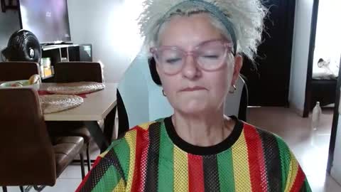 Snapshot of bety_cum3 chatting on 02.04.26 bibiana online show from 02.04.26