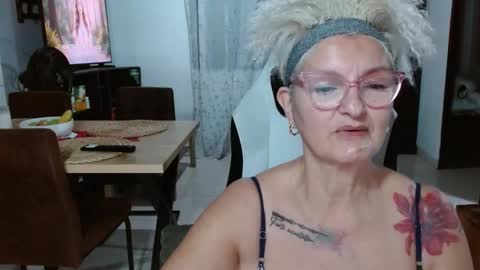 Snapshot of bety_cum3 chatting on 02.05.26 bibiana online show from 02.05.26