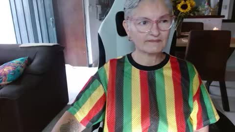 Snapshot of bety_cum3 chatting on 02.21.26 bibiana online show from 02.21.26