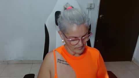 Snapshot of bety_cum3 chatting on 02.22.26 bibiana online show from 02.22.26