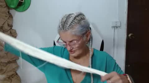 Snapshot of bety_cum3 chatting on 03.01.26 bibiana online show from 03.01.26