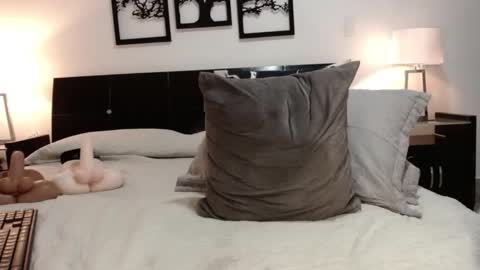 Catalina online show from 12.27.24