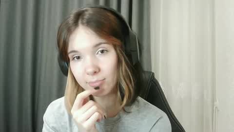 Snapshot of beulabejerano chatting on 04.15.26 Ruby online show from 04.15.26