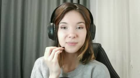 Snapshot of beulabejerano chatting on 04.18.26 Ruby online show from 04.18.26