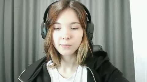 Snapshot of beulabejerano chatting on 04.19.26 Ruby online show from 04.19.26