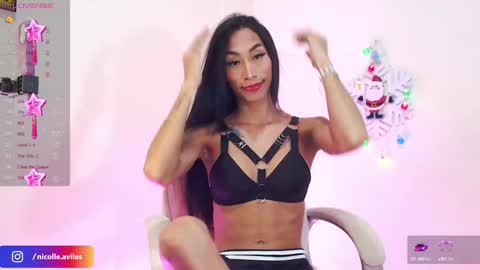 Nicolle Aviles online show from 12.26.24