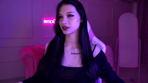 Snapshot of beverlyyork chatting on 02.20.25 Beverly online show from 02.20.25