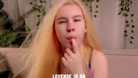 Eliz online show from 11.14.25