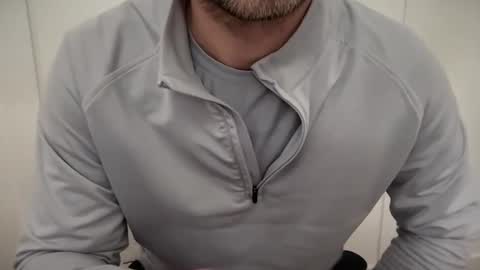 Snapshot of bfmaterial817 chatting on 03.09.25 Daddy Dick Energy online show from 03.09.25