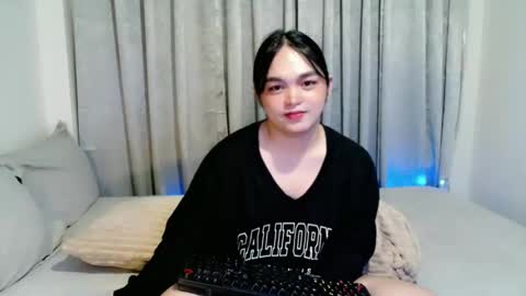 Snapshot of bhabytrans69 chatting on 10.25.25 BHABY 3 online show from 10.25.25