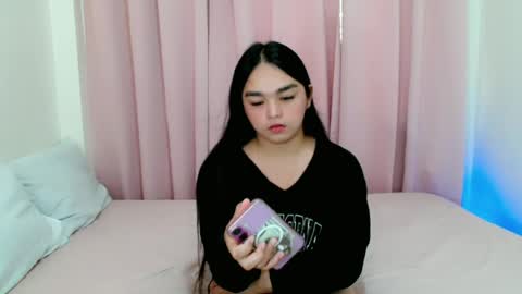 Snapshot of bhabytrans69 chatting on 06.11.26 BHABY 3 online show from 06.11.26