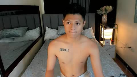 Snapshot of bhillrhey121103 chatting on 12.16.25 bhillrhey121103 online show from 12.16.25