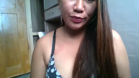 Snapshot of bhubbles chatting on 02.17.26 bhubbles online show from 02.17.26