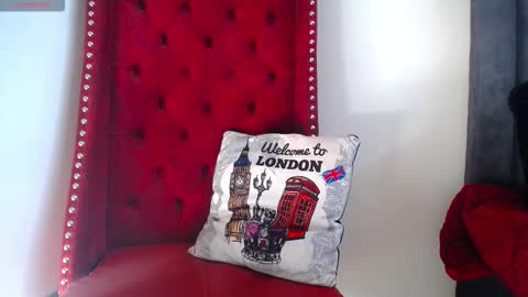 Snapshot of bianca_antonelli chatting on 12.15.25 Bianca Antonelli online show from 12.15.25