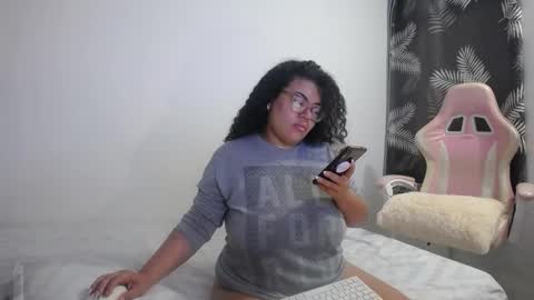 Bianca Tuesday to Sunday from 2am to 6am UTC-5 online show from 03.16.26