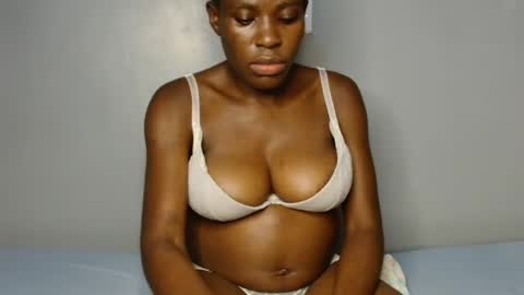 Snapshot of bianca_lue chatting on 06.30.26 bianca baby online show from 06.30.26
