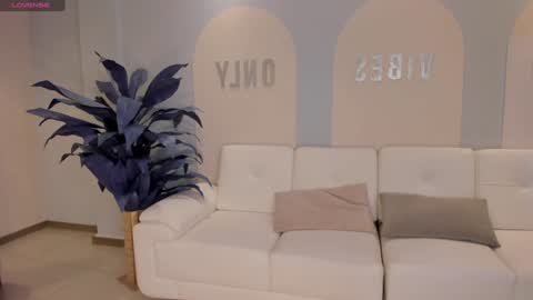 Snapshot of biancapierce_ chatting on 01.06.25 Bianca Pierce online show from 01.06.25