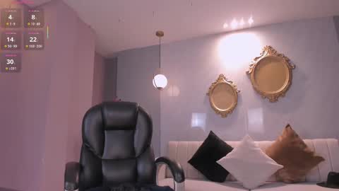 Snapshot of biancapierce_ chatting on 02.11.25 Bianca Pierce online show from 02.11.25