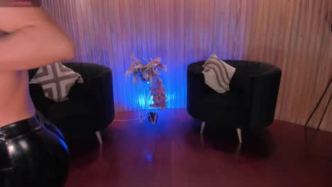 Bianca Pierce online show from 12.04.25