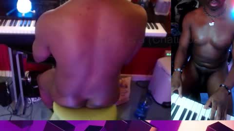 BicepsandFrot online show from 02.15.26