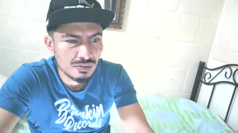 Snapshot of bichopeludo chatting on 10.16.25 bichopeludo online show from 10.16.25