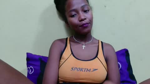 Snapshot of bienvenue987832 chatting on 04.13.26 bienvenue987832 online show from 04.13.26